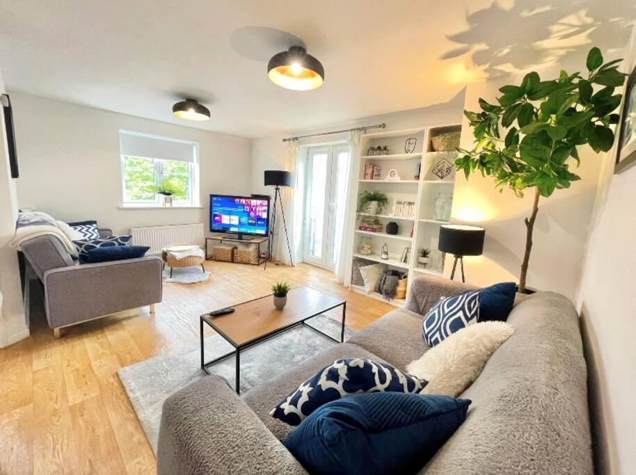 Lovely 2-Bedroom Bristol Apartment. Free Parking. エクステリア 写真