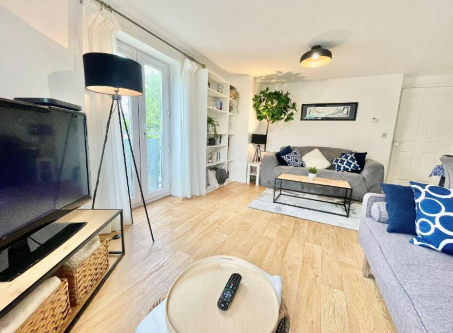 Lovely 2-Bedroom Bristol Apartment. Free Parking. エクステリア 写真